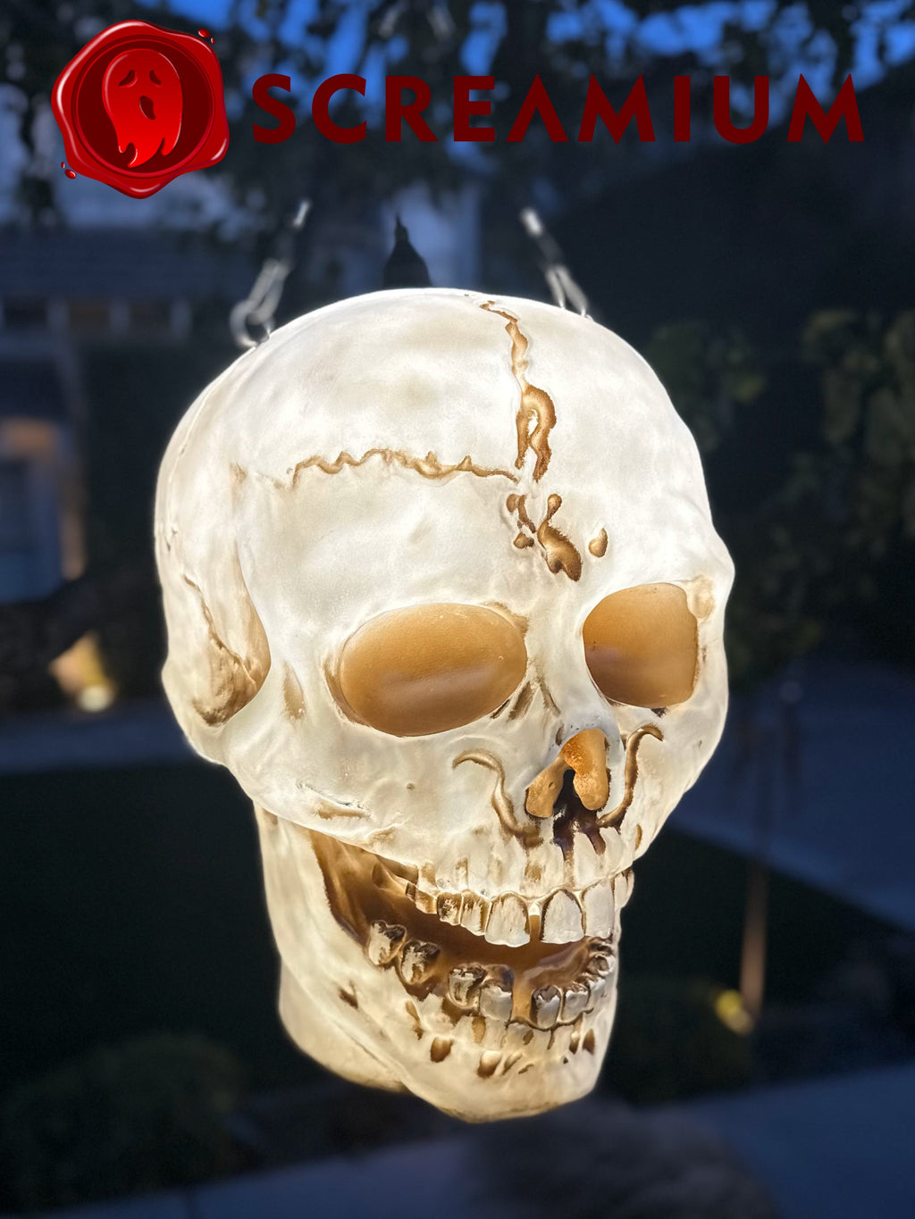 Giant Skull Pendant Lantern Prop 20-Inch-Tall Waterproof Outdoor Halloween Decoration
